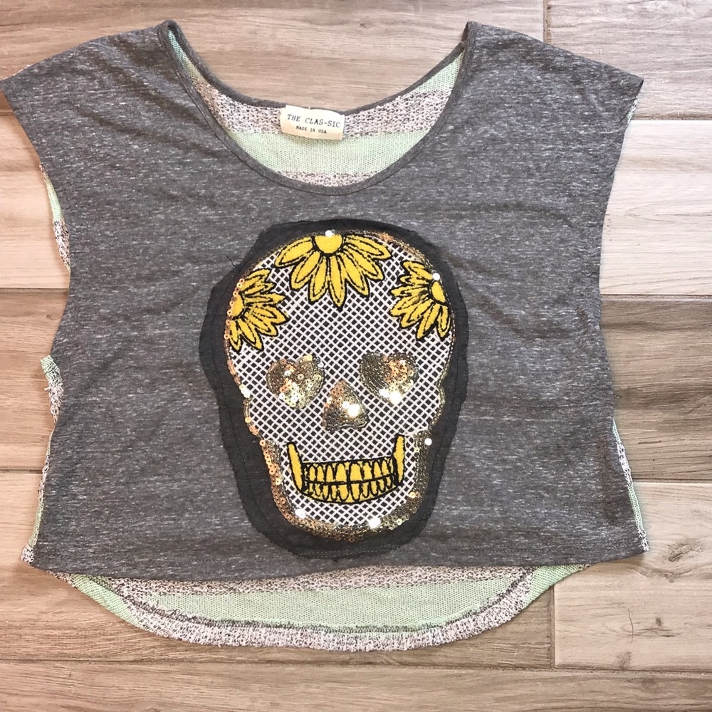 The Clas-sic Skull Crop Top